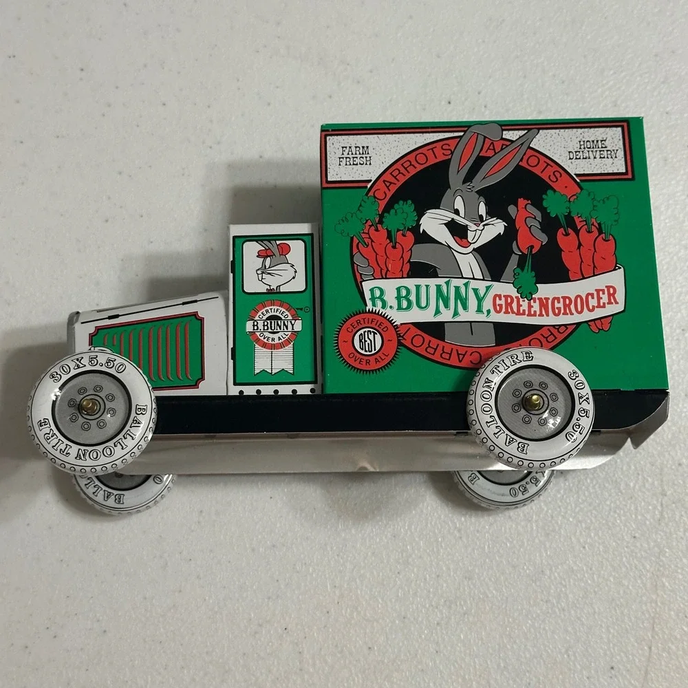 Warner Bros. brand warner